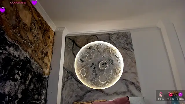 TaylorAndThalia webcam