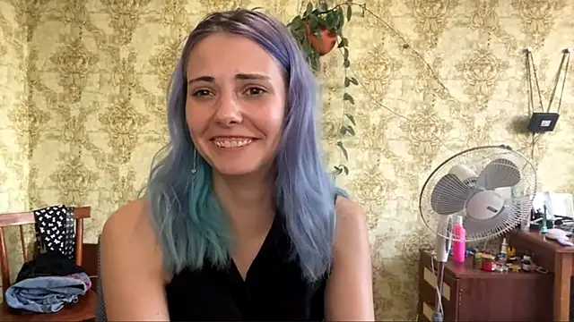 Helen18glo webcam