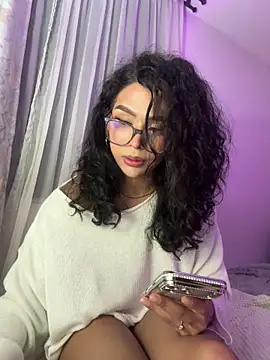 Vyna - Trans webcam sex chat