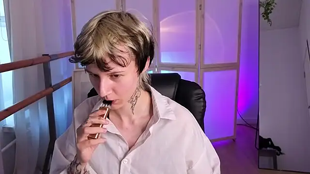 Senpai_Sins webcam