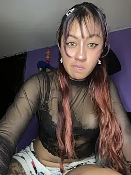 Leyla_collinss_ live cam on StripChat