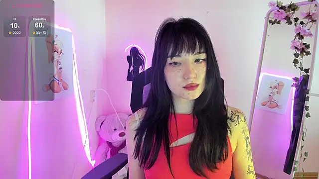AliceeinWonderlanddd webcam
