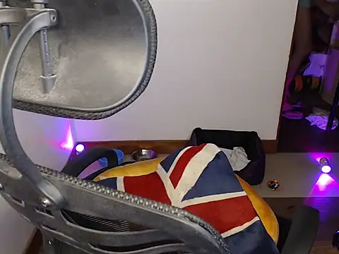Hot_Muscle69 webcam