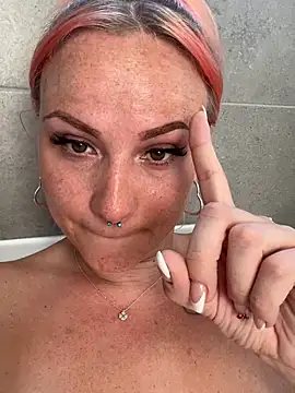 Fiebie_licious_ webcam