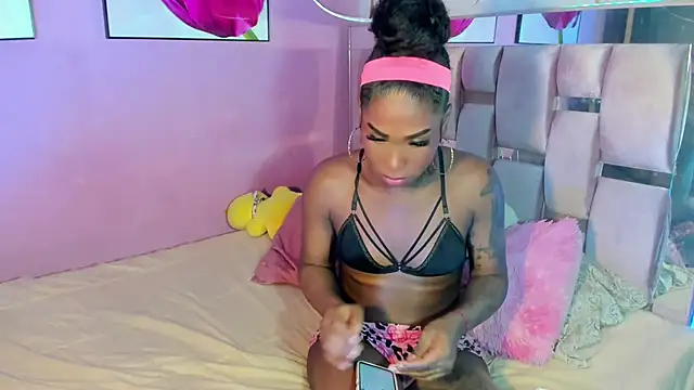 HUGE_BLACKCOCK webcam