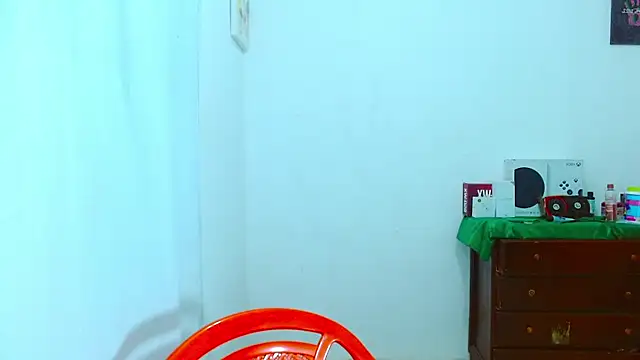 Diane_exotic webcam