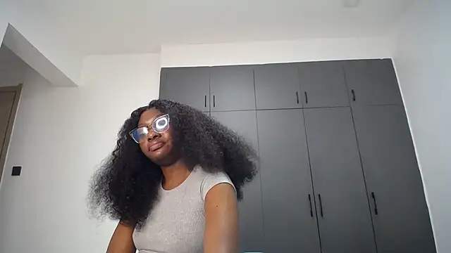 Pretty_Liya08 webcam