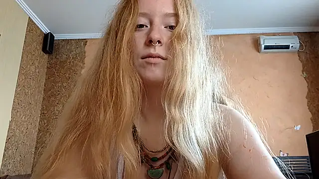 KateVibe_01 webcam
