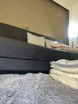 Isa__Blanc webcam