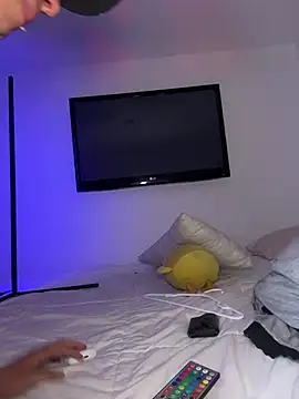 santikhalifa webcam