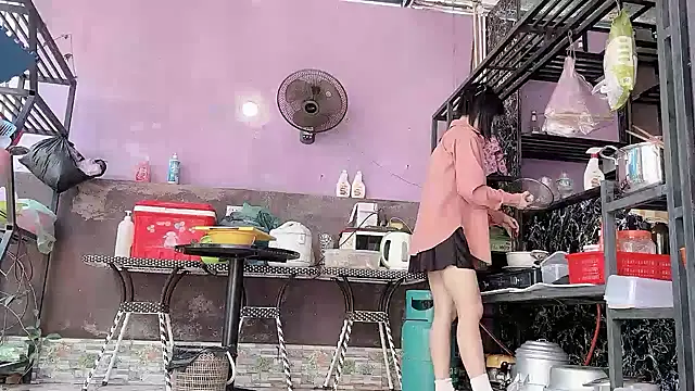 LinhChi_9x webcam