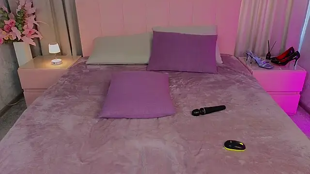 Ariana_Petite webcam