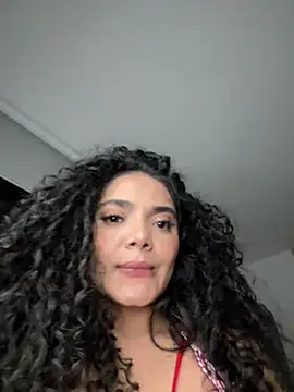 Curlyierr webcam