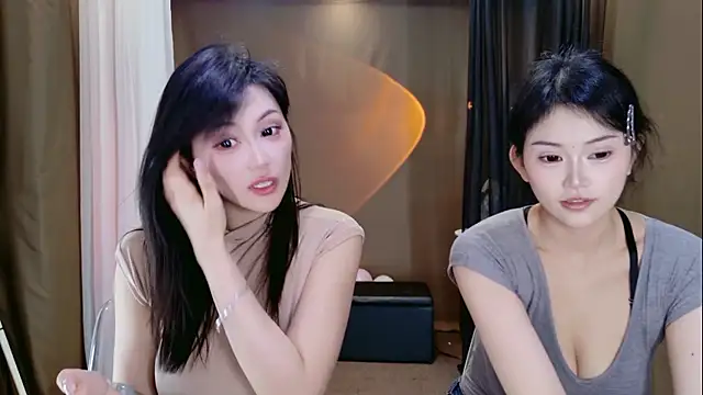 Banana-Milk69 Live Web Cam Show