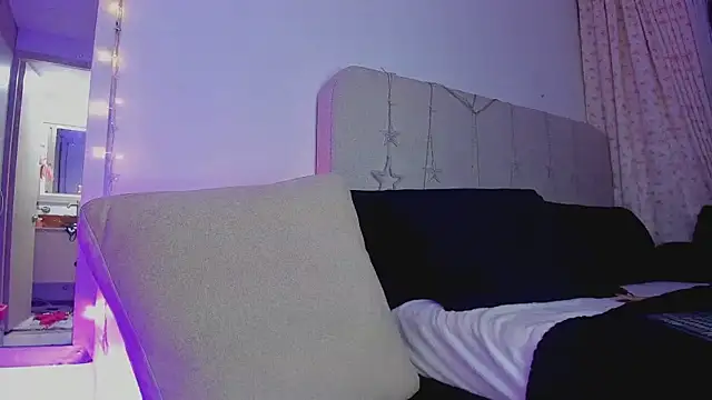 TheGloriousSophie webcam