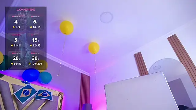 Tiffany_Valentiine webcam