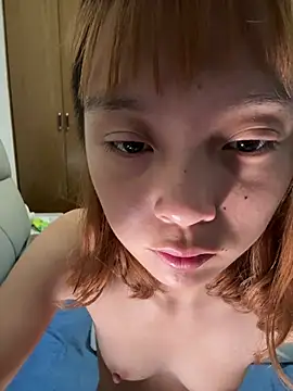 yangyang520-18girl webcam