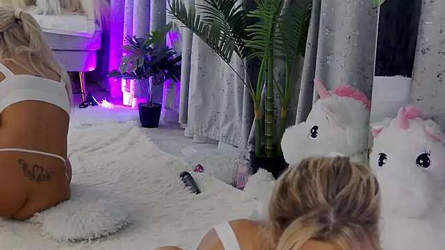 IsabelleEthan webcam