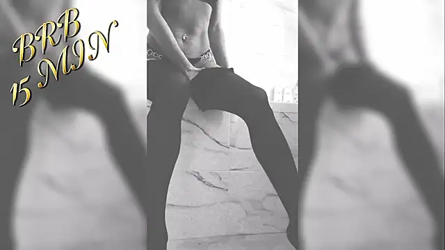 Devvil2222 live cam on StripChat
