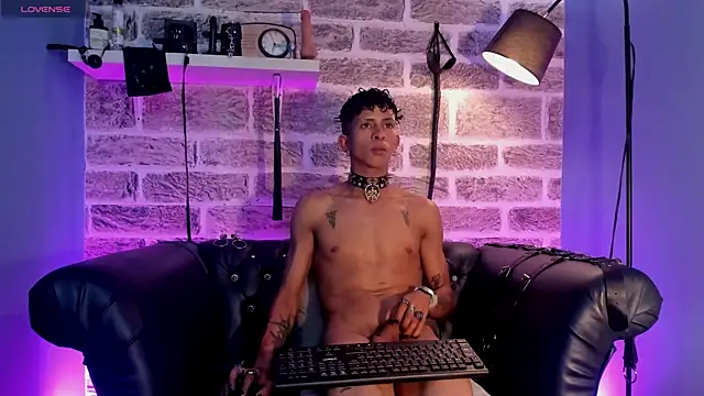 maximoking26 - Maximoking26's free webcam - UK Sex Cams