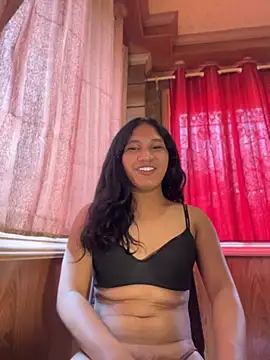 slutty_aki Live Web Cam Show