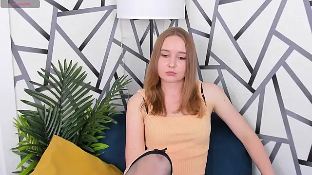 Emmaa_Kimm webcam