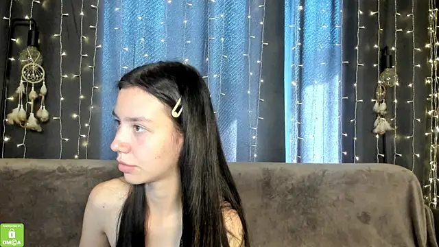Amelia_skyy webcam