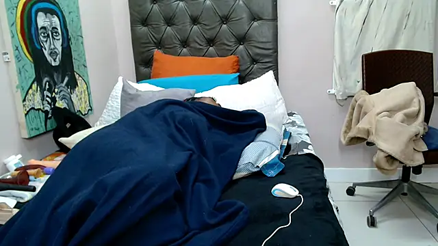 Brunettedevon33 webcam