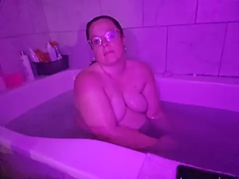 AttentionSluts webcam