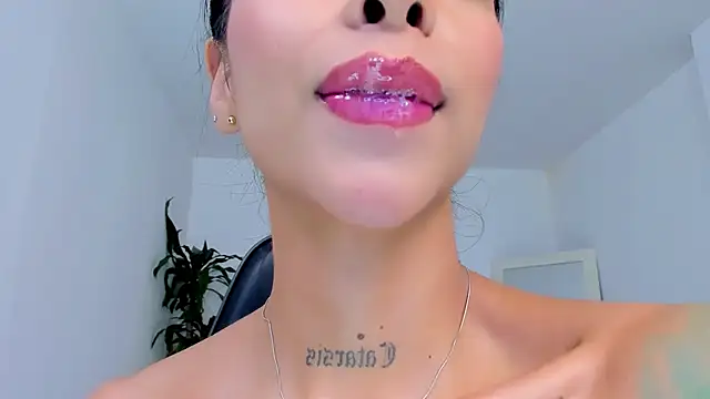 sophierooy22 webcam