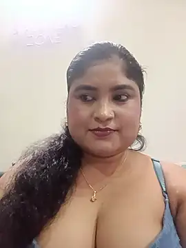 hornyriyanka webcam
