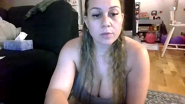 thedevinemama webcam