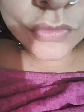 Luna-elle webcam