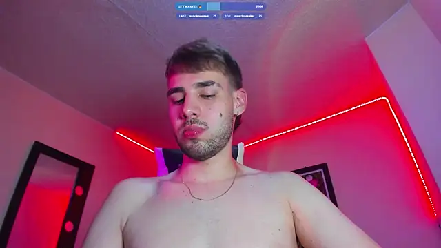 YourGirlfriendsFavorite webcam