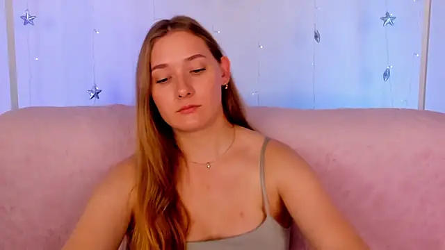 AlinaVice webcam
