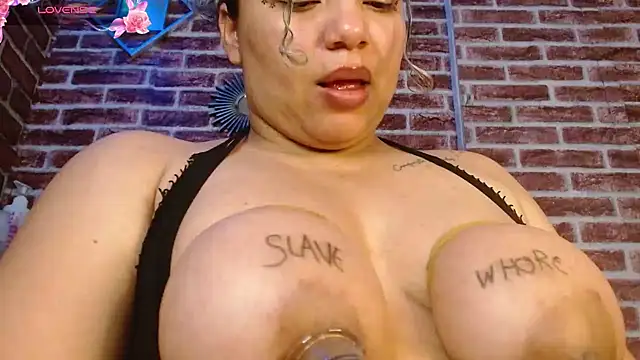 emma_bdsm_ webcam