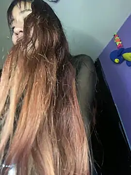Leyla_collinss_ webcam