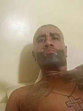 LA_guy_host webcam