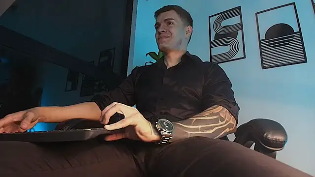 ALPHA_DOMINUS_ webcam
