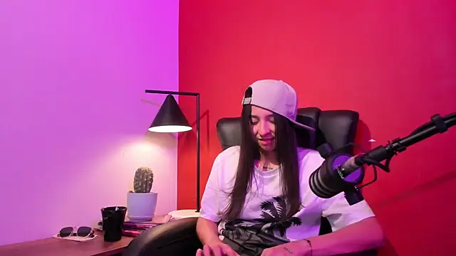 victoria_zaenzz webcam