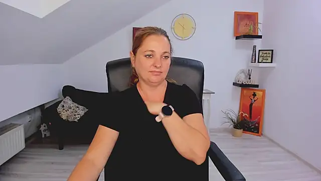 LollaGirl webcam
