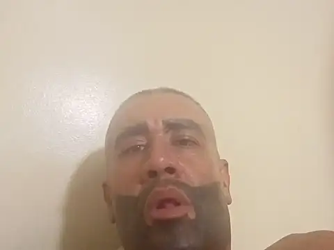 LA_guy_host webcam