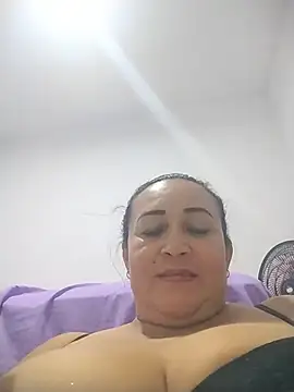 Nini_Love_
