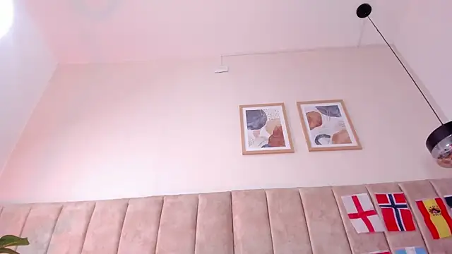 AgathaSavage webcam