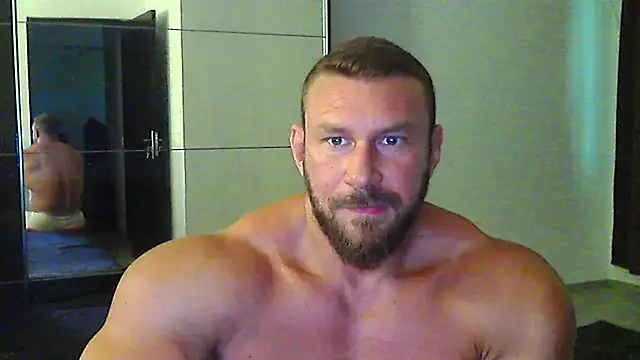 muscularkevin webcam