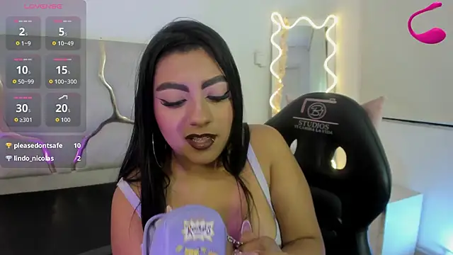 Laulin_tay webcam