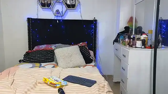 charlotte_077 webcam