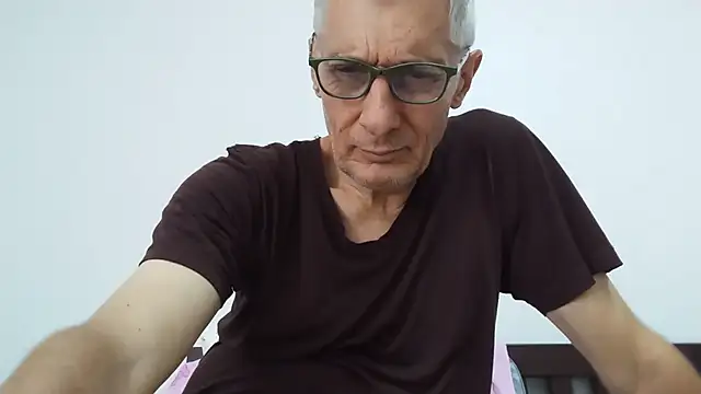 BIGUNCUTHARDCOCK