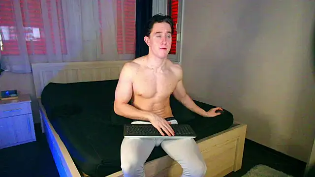 ChristianLevine_ live cam on StripChat