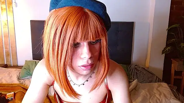 emma_cut3_ webcam